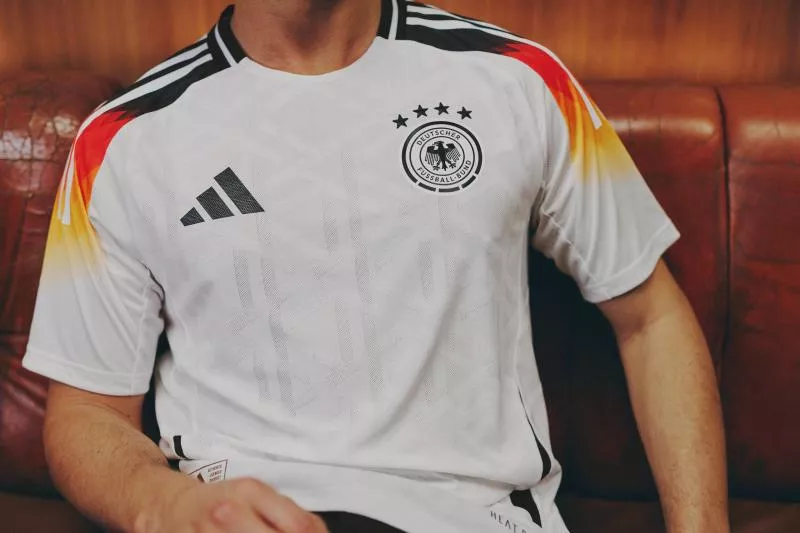La Belgique, l'Italie, l'Espagne et l'Allemagne dévoilent leurs maillots pour l'Euro 2024