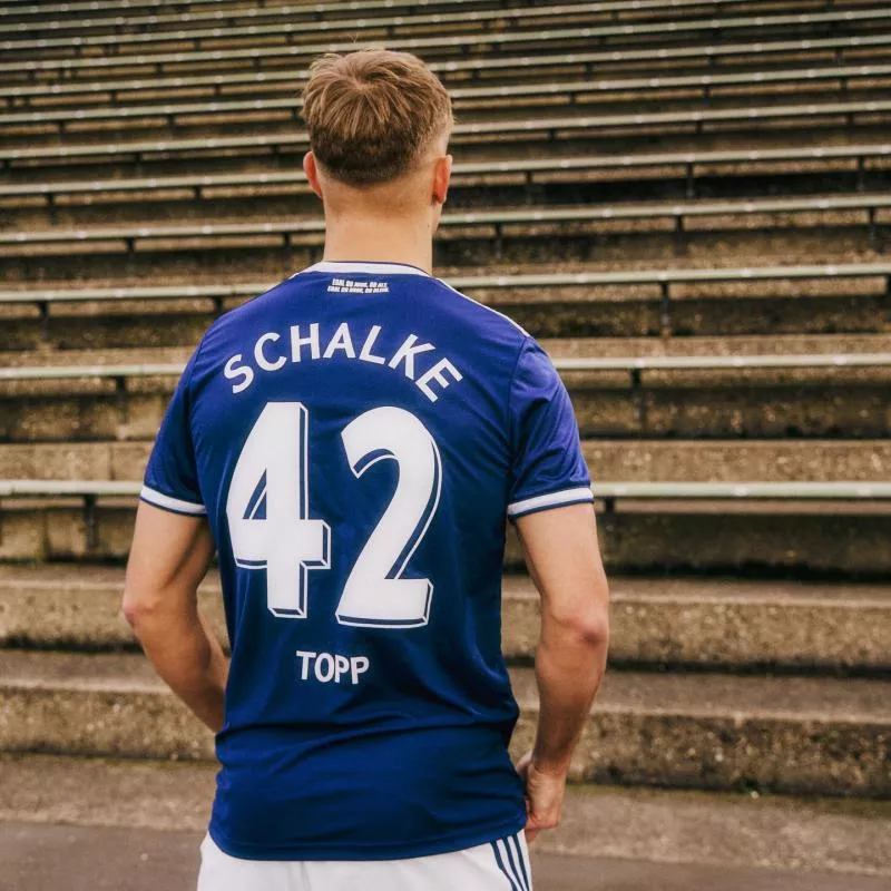 Schalke 04 réalise un maillot en édition limitée avec ses fans