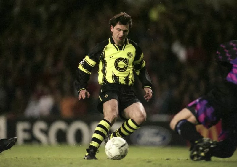 STEPHANE CHAPUISAT of Borussia Dortmund during the Champions League semi-final between Manchester United and Borussia Dortmund. 23.04.1997 Photo : Liverani / Icon Sport   - Photo by Icon Sport