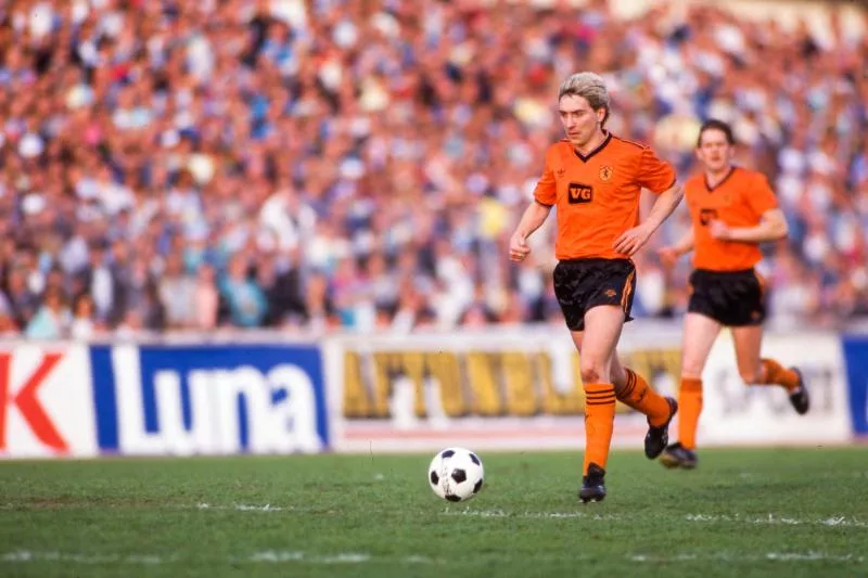 Jim MCINALLY of Dundee United during the UEFA Final, First Leg match between IFK Goteborg and Dundee United, at Ullevi, Gothenburg, Sweden on 6 May 1987 ( Photo by Alain de Martignac / Onze / Icon Sport )   - Photo by Icon Sport