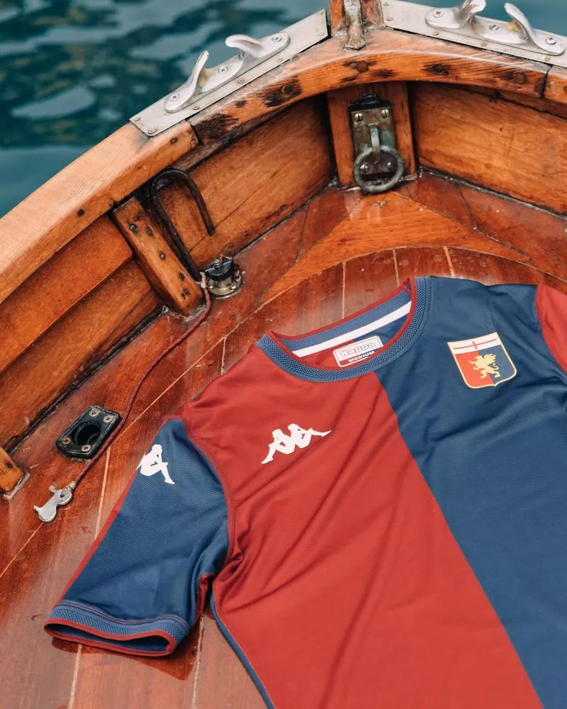 Kappa présente un sublime maillot pour le Genoa