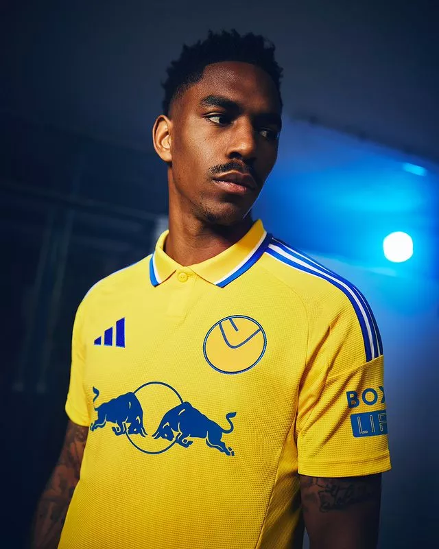 Un nouveau maillot extérieur original pour Leeds