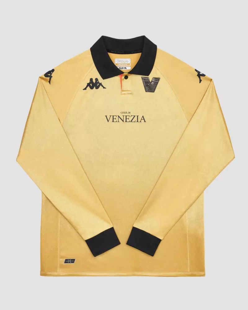 Mirko Borsche: "Venezia generates 4 million euros per year with its jersey!"