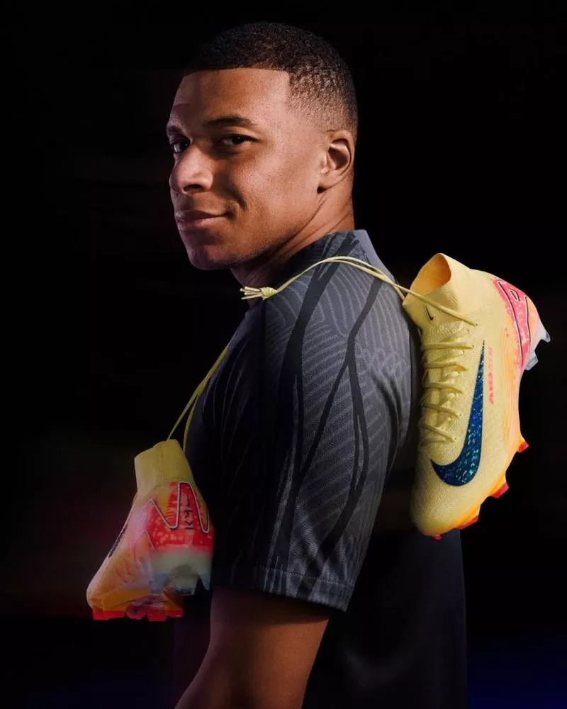 Nike devoile la nouvelle chaussure signature de Kylian Mbappe Degaine