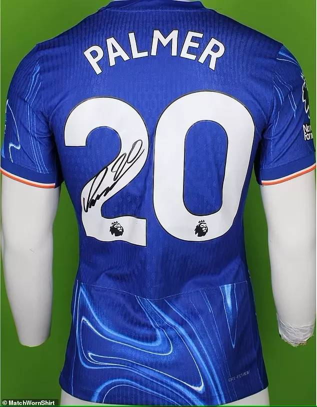 Le maillot historique de Cole Palmer vendu 40 000 euros