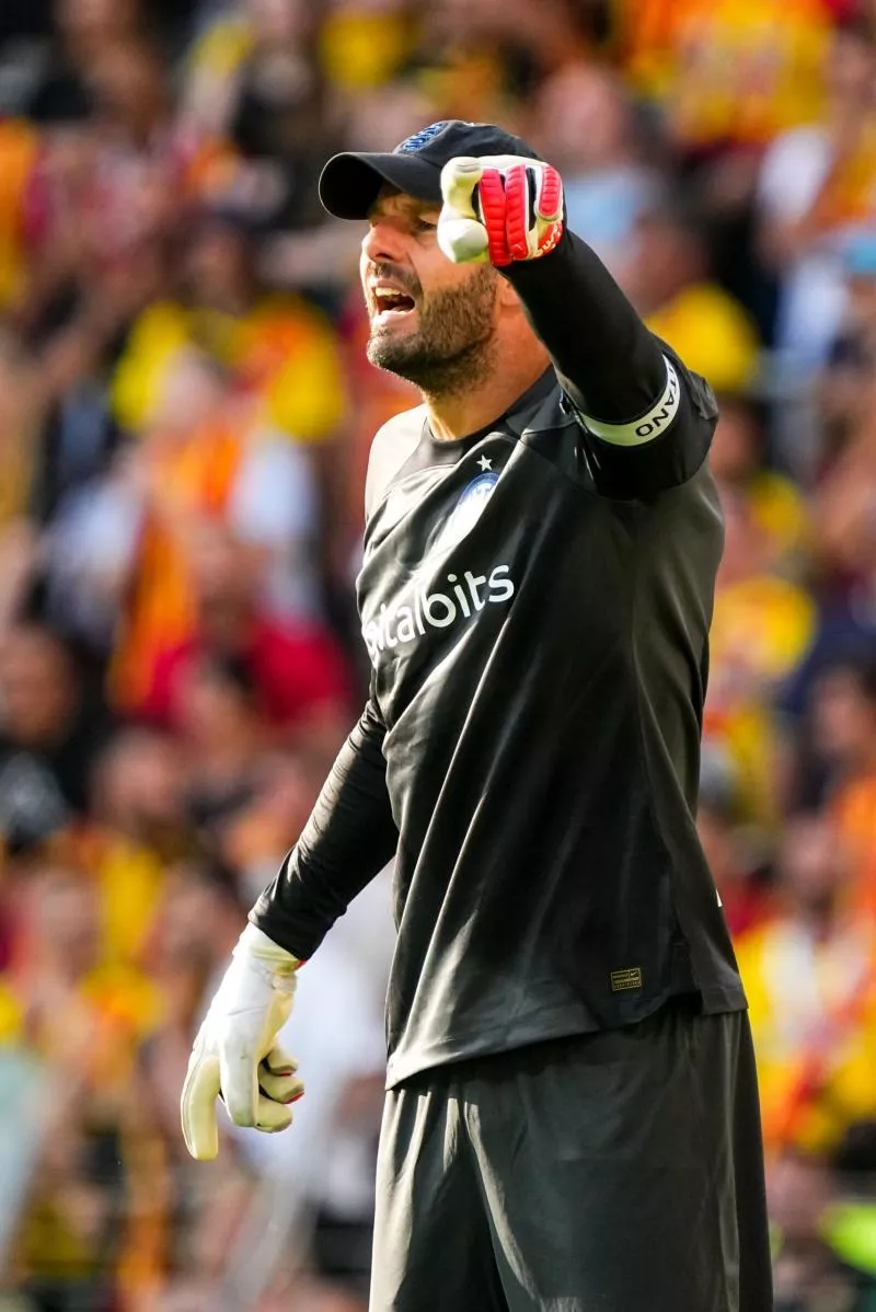 Samir HANDANOVIC of Inter Milan during the Friendly match between Lens and Internazionale Milano at Stade Bollaert-Delelis on July 23, 2022 in Lens, France. (Photo by Hugo Pfeiffer/Icon Sport)   - Photo by Icon Sport