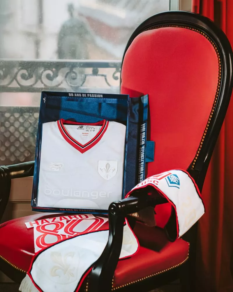 Le LOSC lance son coffret anniversaire avec un maillot collector