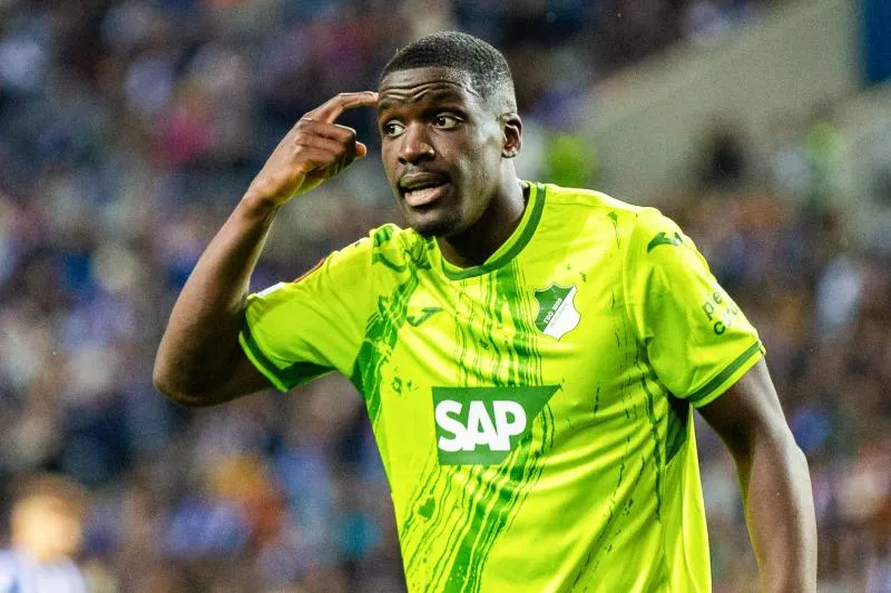 Stanley Nsoki of TSG 1899 Hoffenheim gestures after the UEFA Europa League 2024/25 League Phase MD3 match between FC Porto and TSG 1899 Hoffenheim at Estadio do Dragao. Final score: FC Porto 2:0 TSG 1899 Hoffenheim (Photo by Diogo Baptista / SOPA Images/Sipa USA)   - Photo by Icon Sport