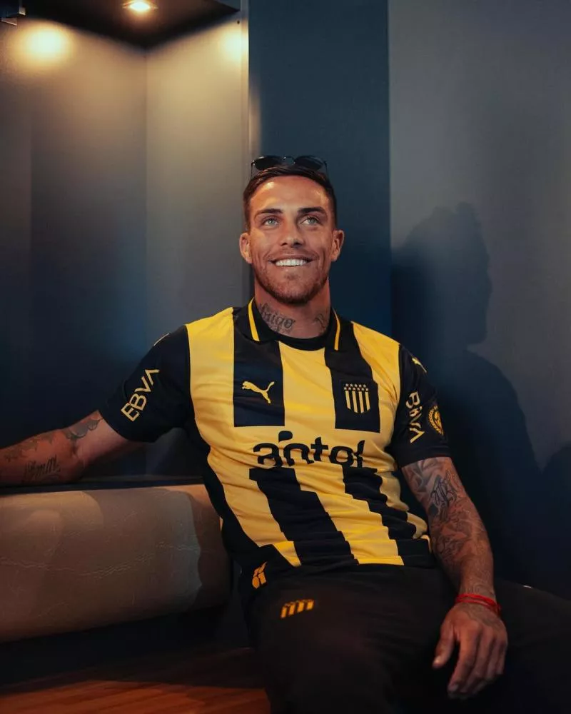 Peñarol lance son maillot domicile pour la saison 2025