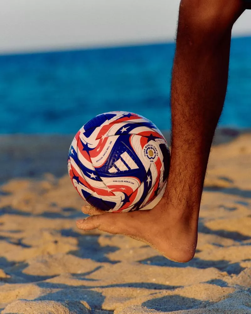 adidas présente le ballon de la prochaine Coupe du monde des clubs