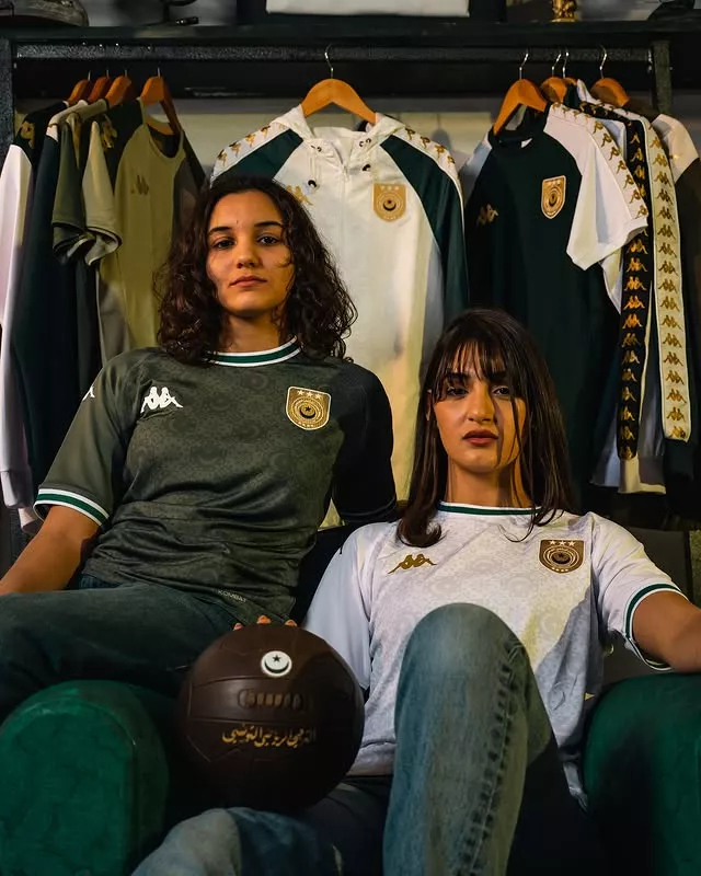 Les somptueux maillots de l'Espérance de Tunis signés Kappa