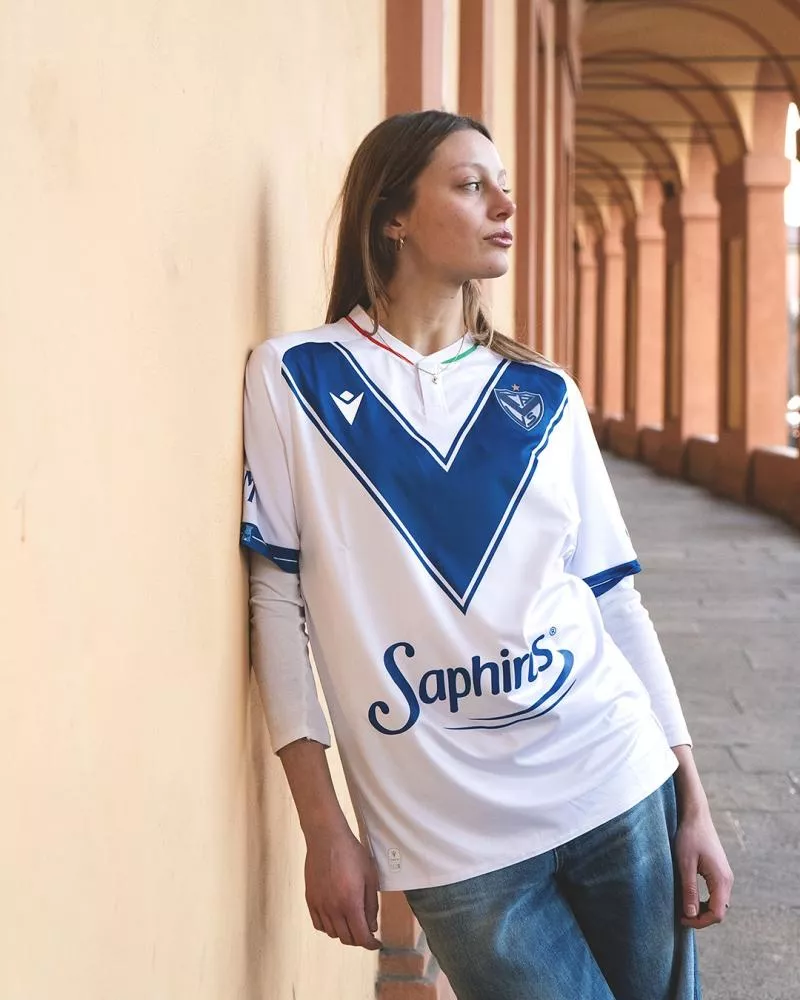 Les nouveaux maillots très réussis de Macron pour Vélez Sarsfield