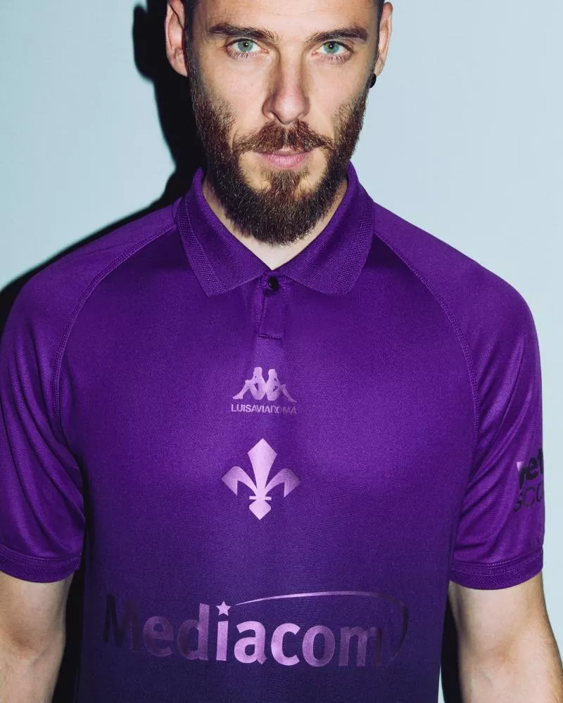 La Fiorentina lance un maillot en collaboration avec un détaillant de luxe !