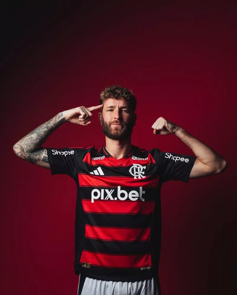 Flamengo lance son nouveau maillot avec adidas et c'est toujours un classique !