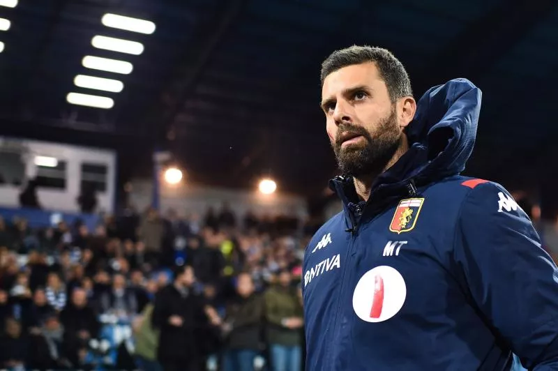 Foto Massimo Paolone/LaPresse  25 novembre 2019 Ferrara, Italia  sport calcio  Spal vs Genoa - Campionato di calcio Serie A TIM 2019/2020 - stadio Paolo Mazza Nella foto: Thiago Motta (Genoa Cricket FC) osserva   Photo Massimo Paolone/LaPresse  November 25, 2019 Ferrara, Italy  sport soccer  Spal vs Genoa - Italian Football Championship League A TIM 2019/2020 - Paolo Mazza stadium In the pic: Thiago Motta (Genoa Cricket FC) looks on   Photo by Icon Sport   - Photo by Icon Sport