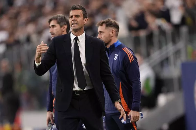 Juventus' head coach Thiago Motta during the Uefa Champions League soccer match between Juventus Fc and PSV Eindhoven at the Juventus stadium in Turin, north west Italy - September 17, 2024. Sport - Soccer . (Photo by Fabio Ferrari/LaPresse)   - Photo by Icon Sport