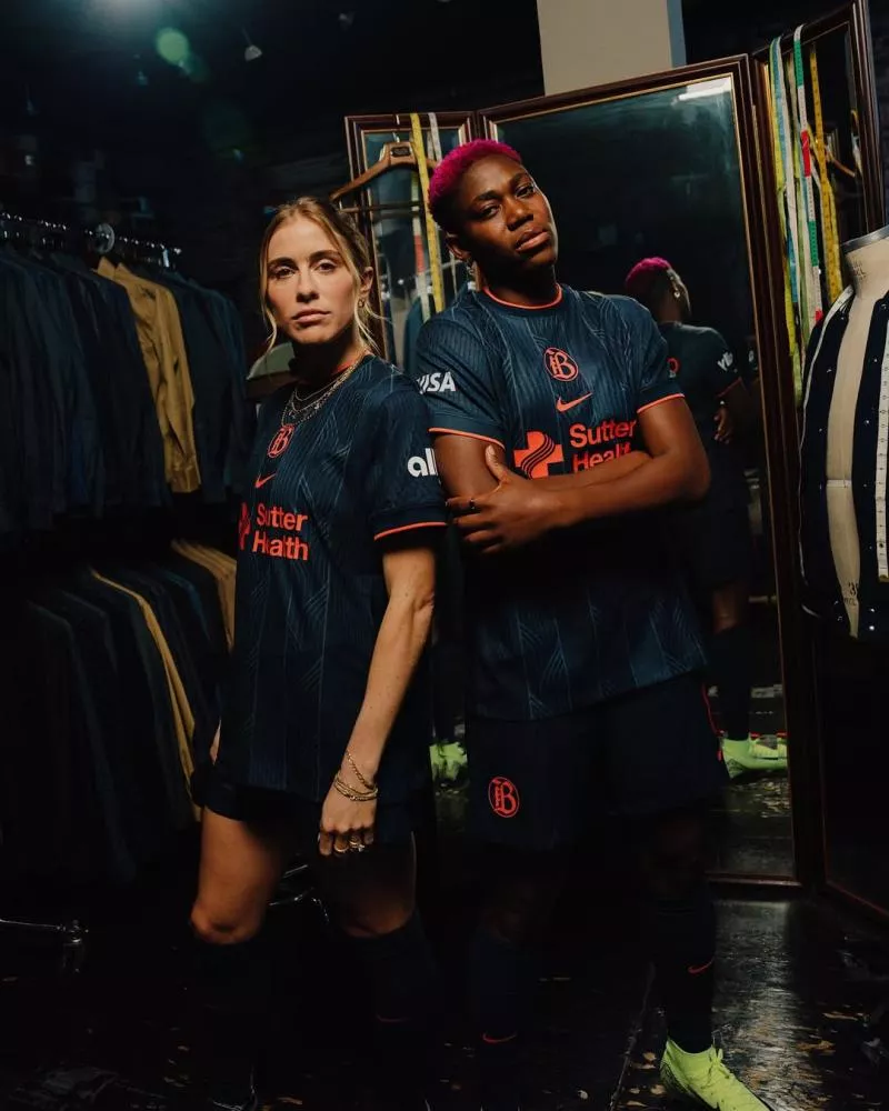 Le maillot de dingue du Bay Football Club aux États-Unis