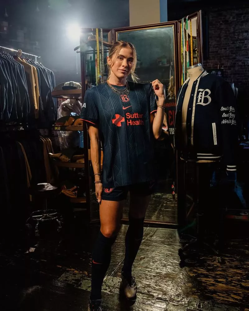 Le maillot de dingue du Bay Football Club aux États-Unis