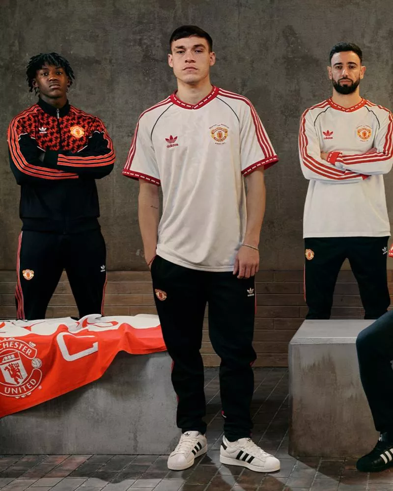 Manchester United : le mythique maillot de la Coupe des Coupes 1991 est de retour !