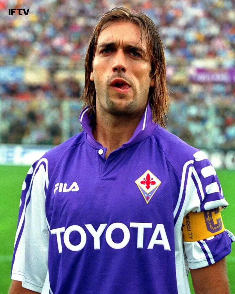 La Fiorentina s'inspire d'un maillot culte pour son nouveau maillot domicile 2025/2026