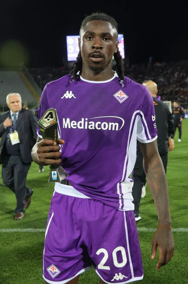 Fiorentina's Moise Kean winner of PANINI PLAYER OF THE MATCH AWARD at the end of the Italian Enilive Serie A soccer match between a.c.f. Fiorentina and Bologna f.c. at the Artemio Franchi Stadium, Firenze, northern Italy, Sunday, May 18, 2025 Sport - Soccer - (Photo Michele Nucci - LaPresse)   - Photo by Icon Sport