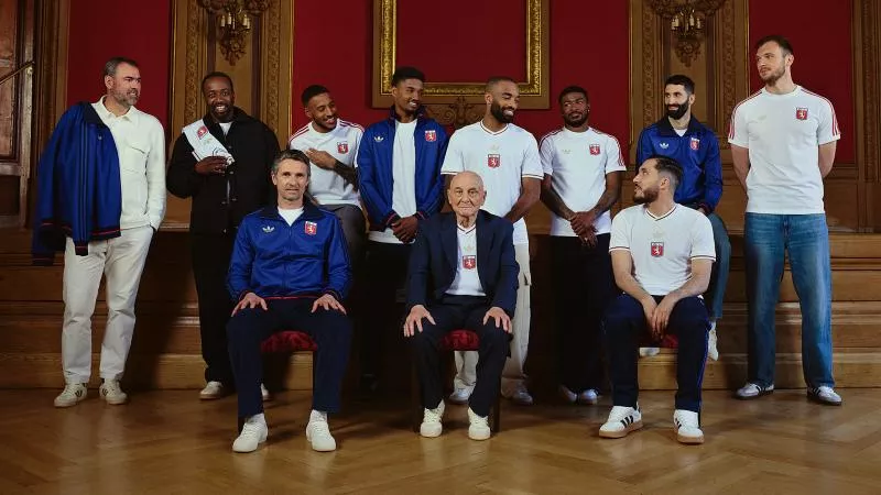 L’OL dégaine un superbe maillot collector pour son 75e anniversaire