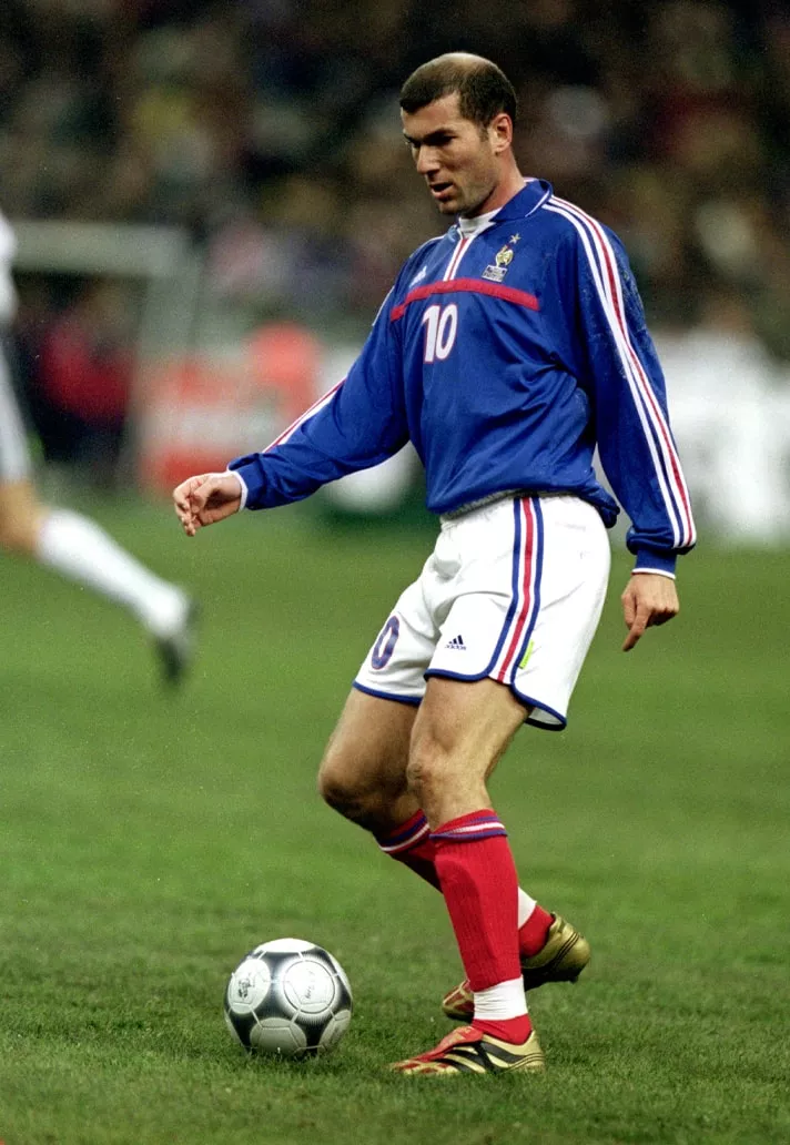 adidas réédite la Predator Precision dorée portée par Zinedine Zidane en 2001