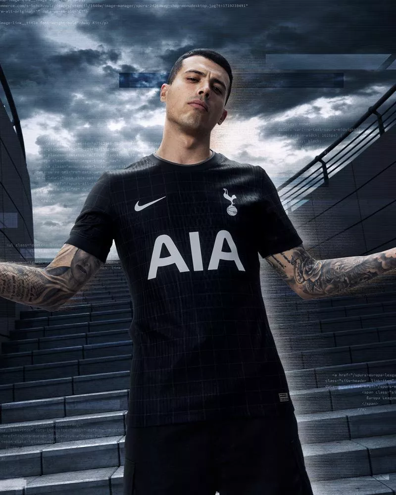 Tottenham : le noir fait son retour sur le nouveau maillot extérieur de la saison 2025-2026