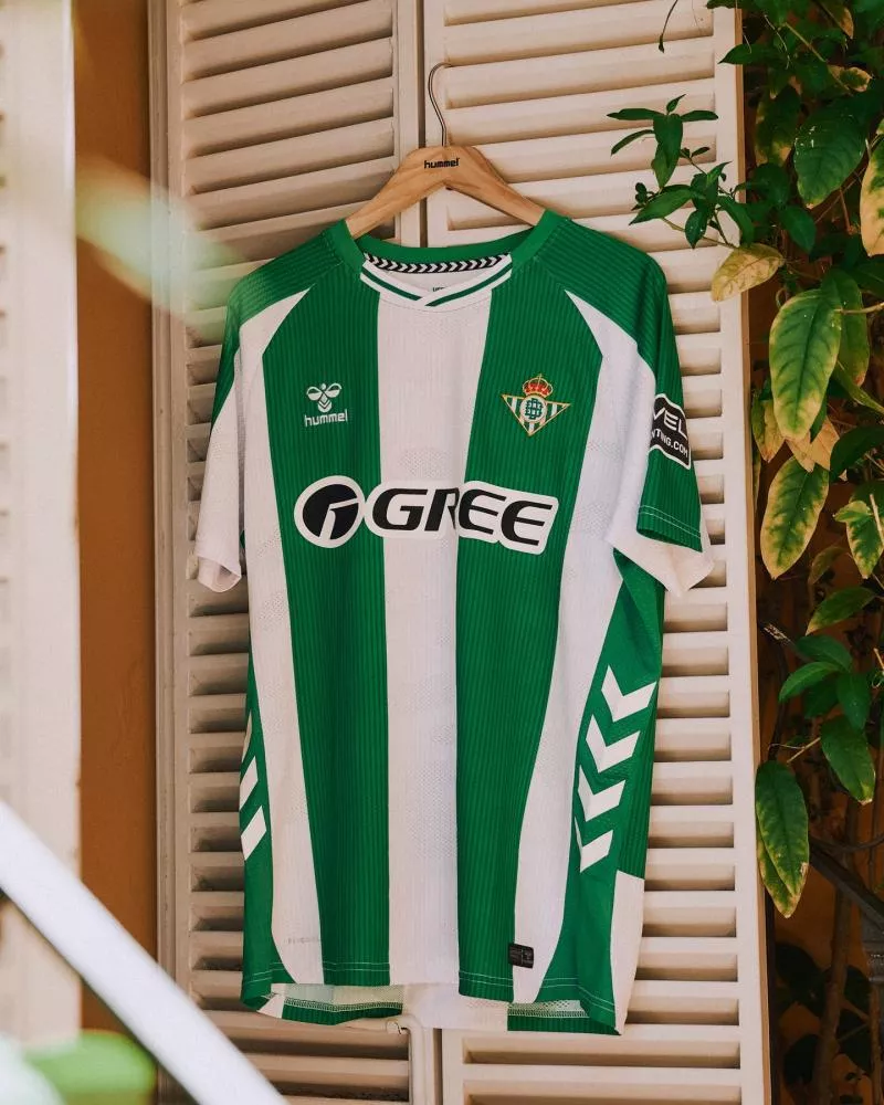 Un nouveau maillot domicile signé hummel pour le Real Betis