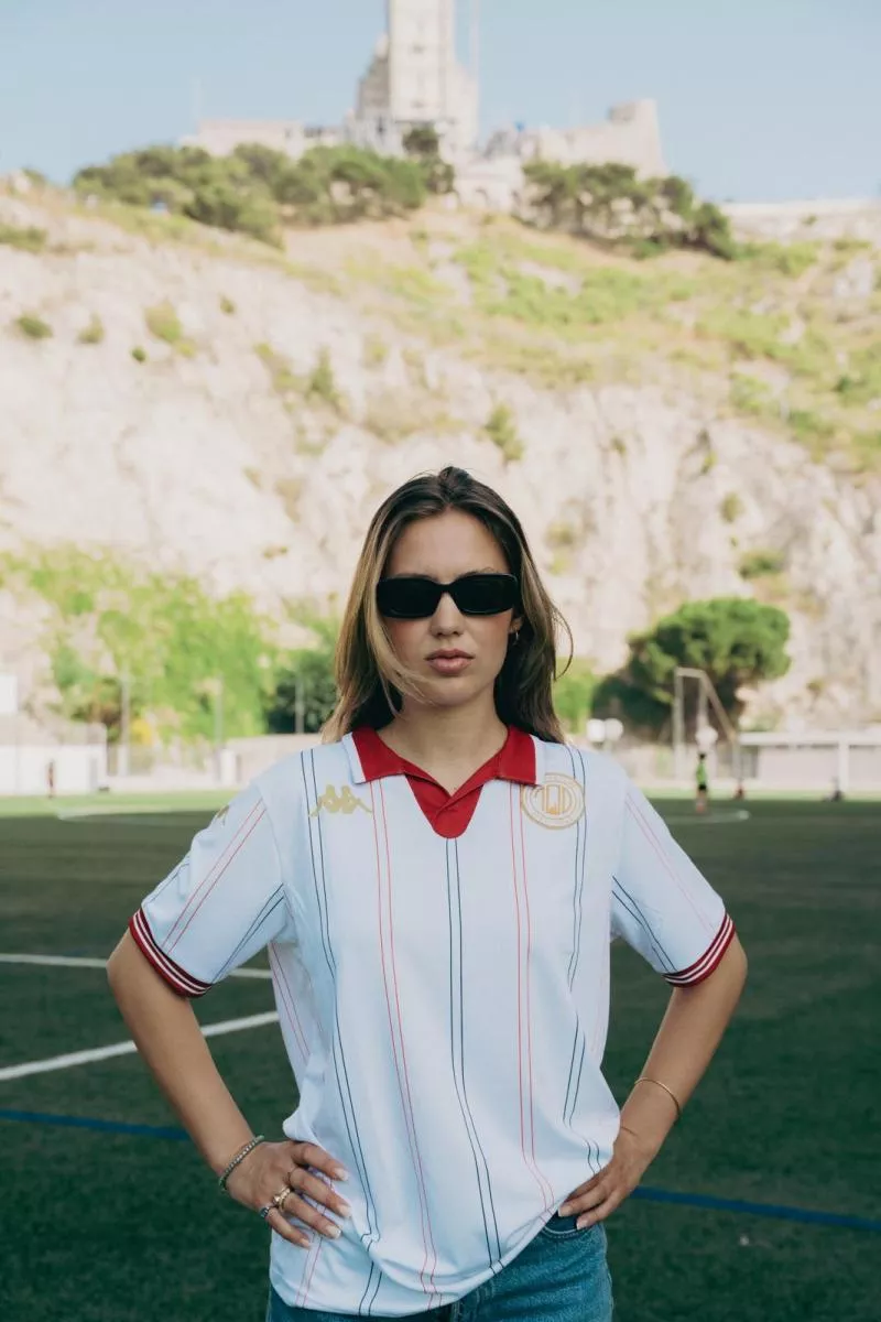 Kappa réalise un superbe maillot collector pour un club de quartier marseillais