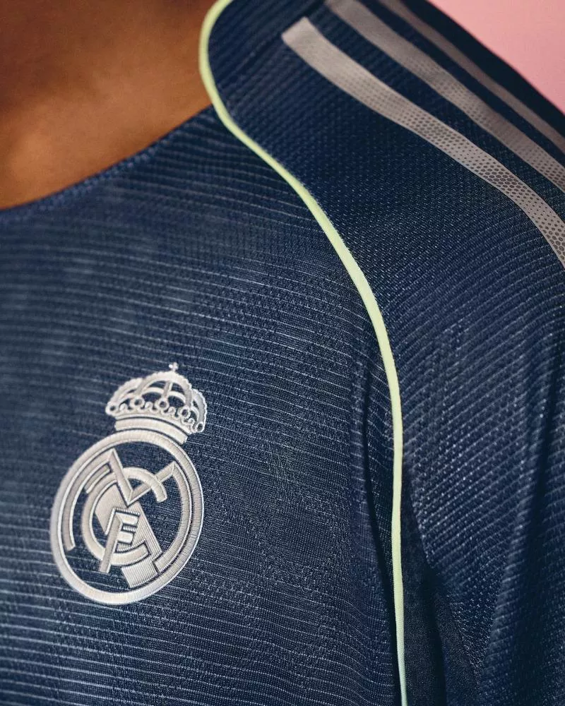 Le Real Madrid s'inspire du Santiago-Bernabéu pour son nouveau maillot extérieur