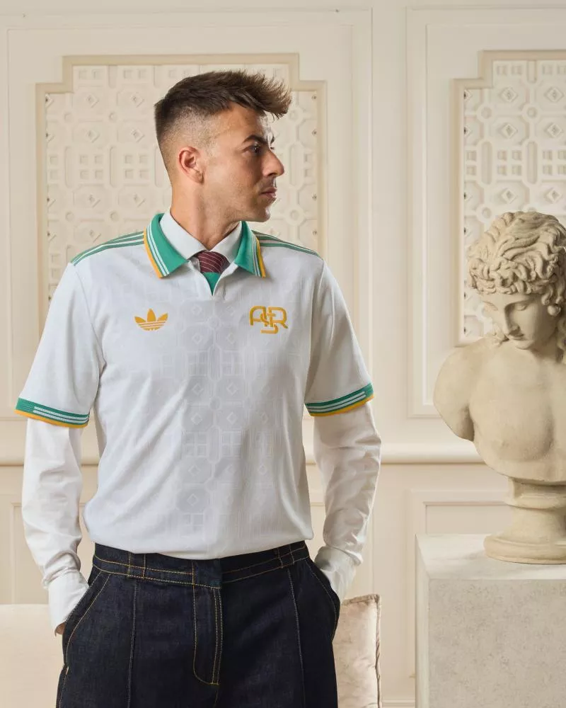 L'AS Roma dévoile un superbe maillot third en collaboration avec adidas