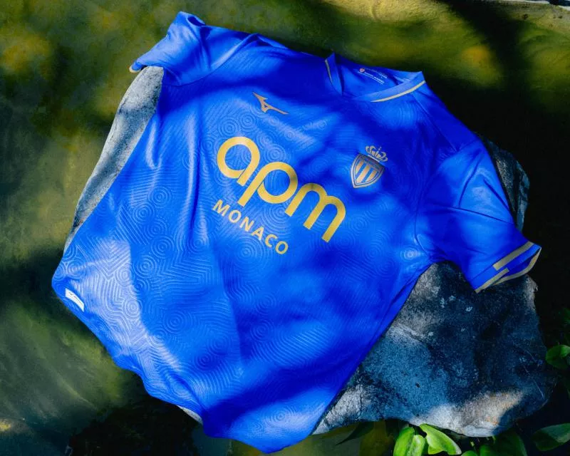 L’AS Monaco lance un maillot extérieur inspiré des jardins japonais de la Principauté
