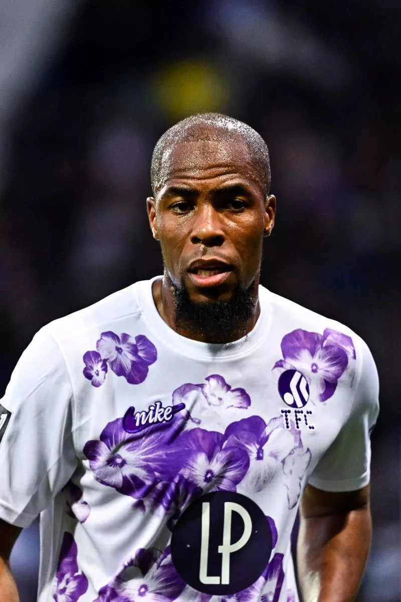 Djibril SIDIBE of Toulouse during the Ligue 1 MacDonald's matchs between Toulouse and Lille at Stadium de Toulouse on April 12, 2025 in Toulouse, France. (Photo by Anthony Dibon/Icon Sport)   - Photo by Icon Sport