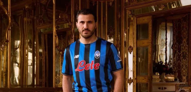 New Balance débarque sur le nouveau maillot domicile de l’Atalanta