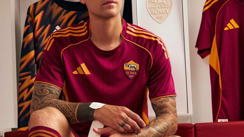 Un nouveau maillot domicile inspiré des années 90 pour l’AS Roma