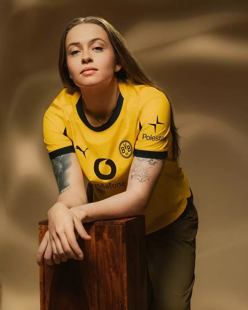 Le Borussia Dortmund revient au classique sur son nouveau maillot dédié aux coupes