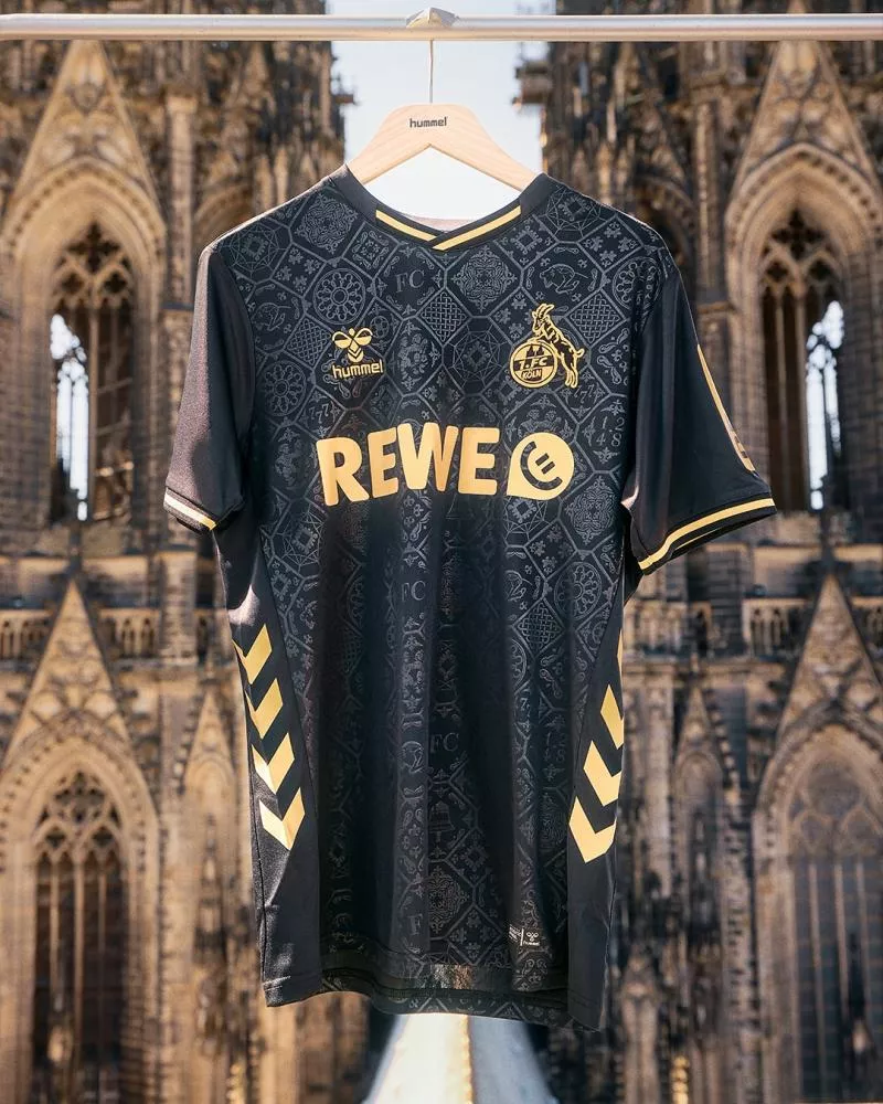 Le sublime maillot third du FC Cologne en hommage à sa cathédrale