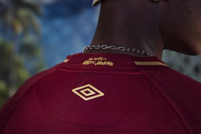 Fluminense dégaine un maillot third en hommage à Rio de Janeiro