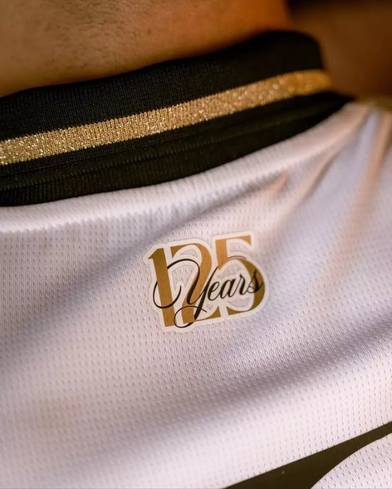 Palerme et PUMA dévoilent un maillot anniversaire pour les 125 ans du club