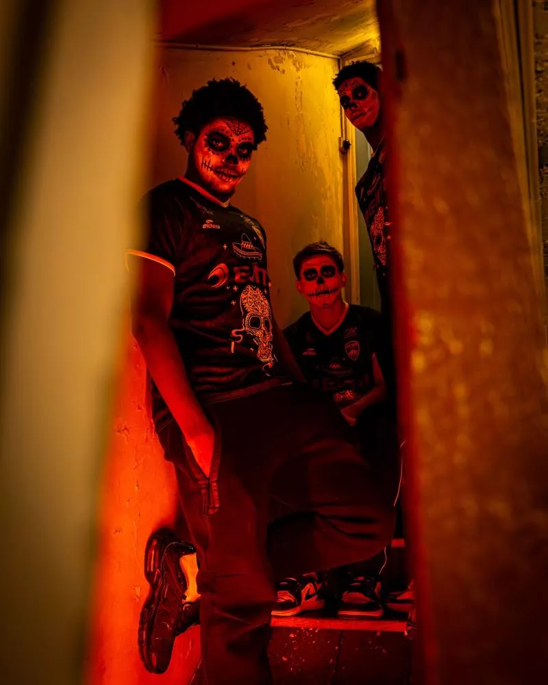 Quand le FC Sochaux-Montbéliard célèbre Halloween avec un maillot "Día de los Muertos"