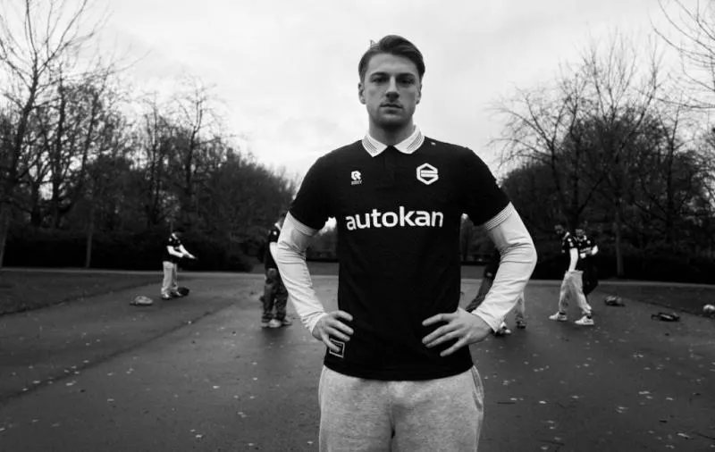 Le FC Groningen dégaine un maillot en hommage à son ancien stade