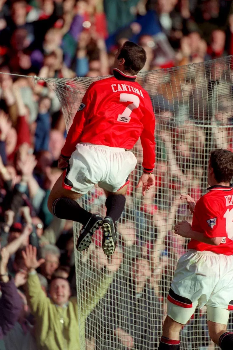 Eric CANTONA - 17.12.1997 - Manchester United FC Photo: Sports / Icon Sport - Photo by Icon Sport