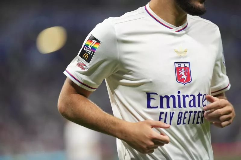 Le maillot anniversaire de l'Olympique lyonnais revient avec un flocage inédit