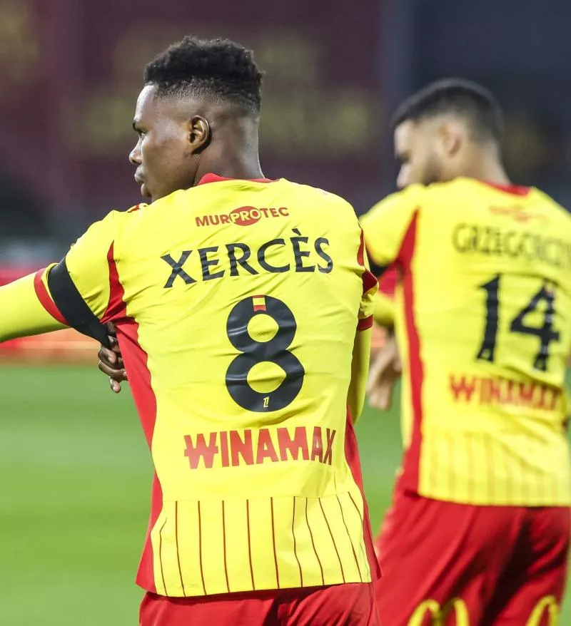 Quand le RC Lens floque ses maillots en hommage à ses légendes