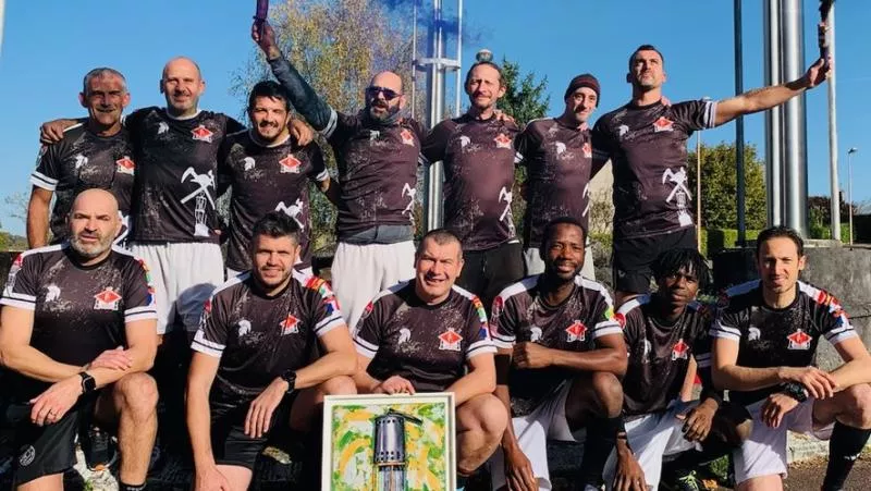 Maillots de foot et politique font-ils bon ménage ?