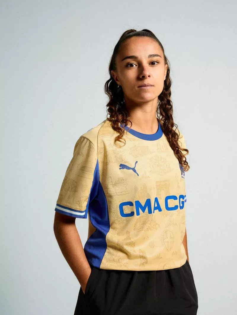 L’OM dévoile un maillot doré en hommage à la cité phocéenne