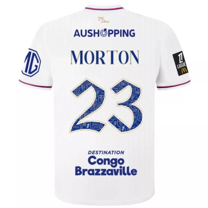 Le maillot anniversaire de l'Olympique lyonnais revient avec un flocage inédit