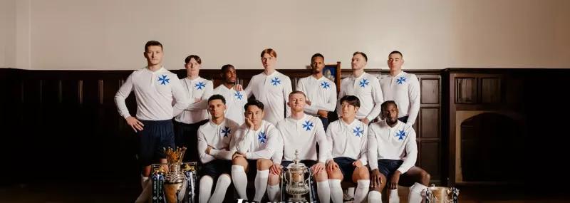 Blackburn Rovers dévoile un maillot anniversaire pour ses 150 ans