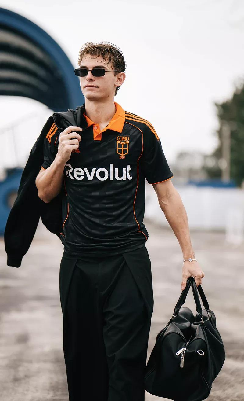 Le club italien le plus hype du moment dévoile son maillot third